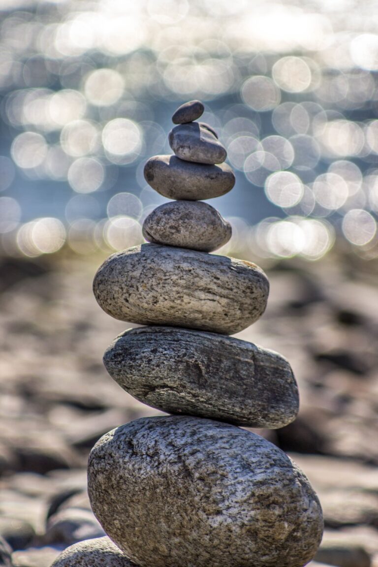 How to Find Balance and Perspective As a PhD Mama: 10 Essential Mindset Shifts | Mrs Mummy PhD - Featured Image